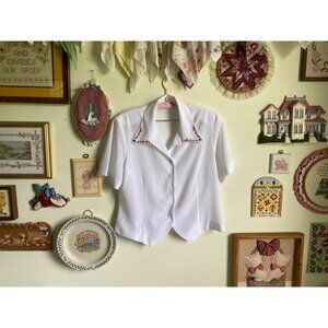 90's vintage white collared button down blouse with collar fruit embroidery